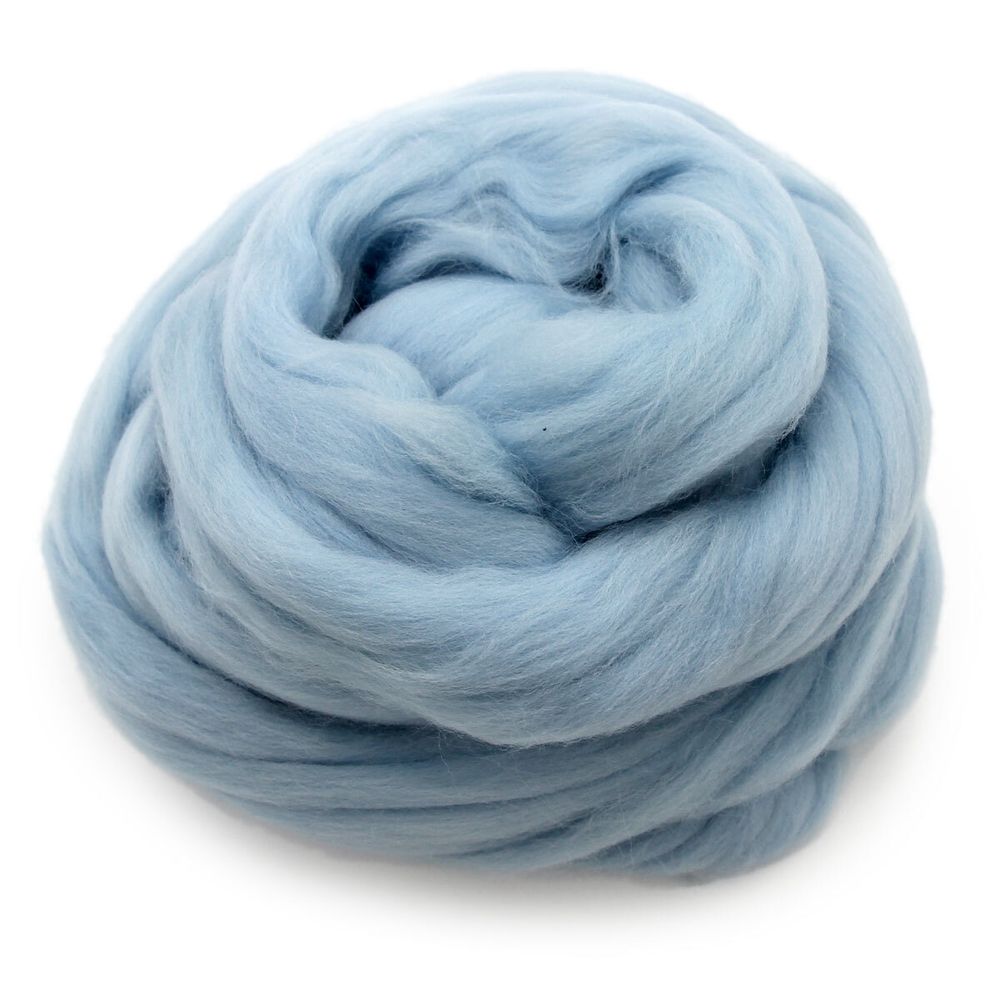 Шерсть для валяния мериносовая тонкая Троицкая 100%, 100 г, 05 голубой