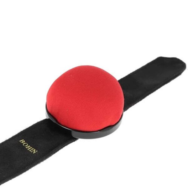 Игольница на руку, цвет красный, 98321, Bohin, 1 шт