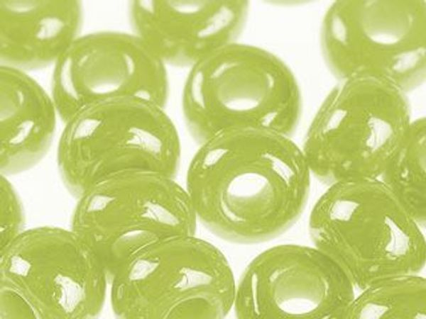 Бисер Preciosa 10/0 (2.3 мм), 50 г, непрозрачный с жемчужным покрытием, цв. 58410