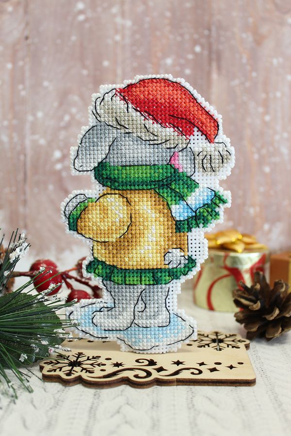 Набор для вышивания нитками МП Студия (Жар-птица), Зайка с сердечком 13х8 см