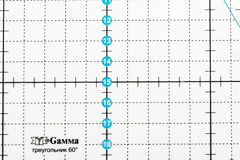 Линейка для пэчворка 20х23 см, треугольник 60°, пластик, Gamma QRL-09