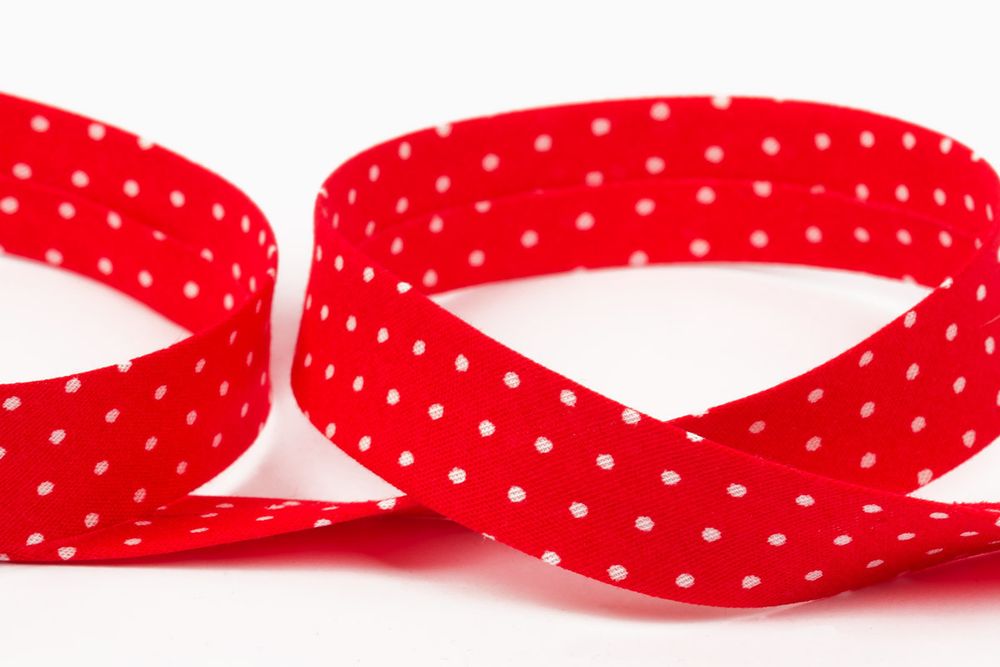 Косая бейка хлопковая 15 мм / 22.8 метров, 027 белый горох, Gamma GBF-15