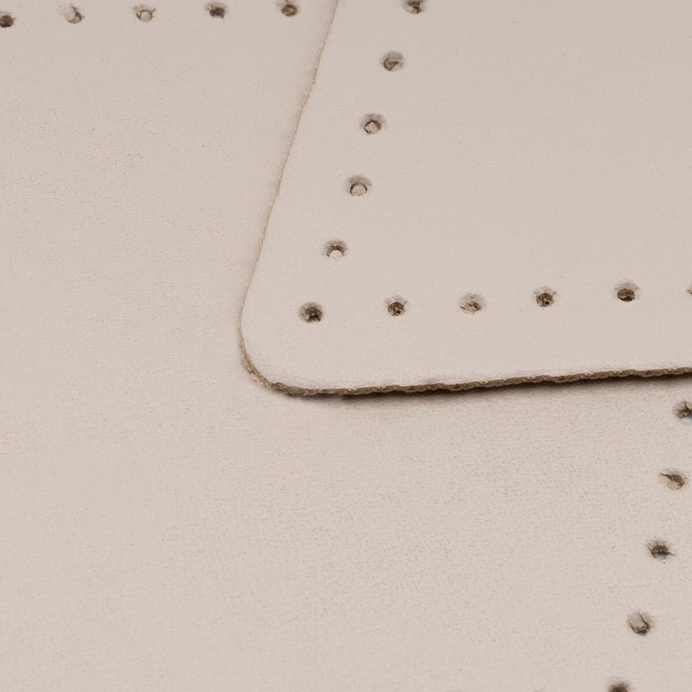 Заплатки пришивные из кожи, ромб 6х8,4см с перфорацией, 2 шт, 100% кожа, 06 бежевый, 9115