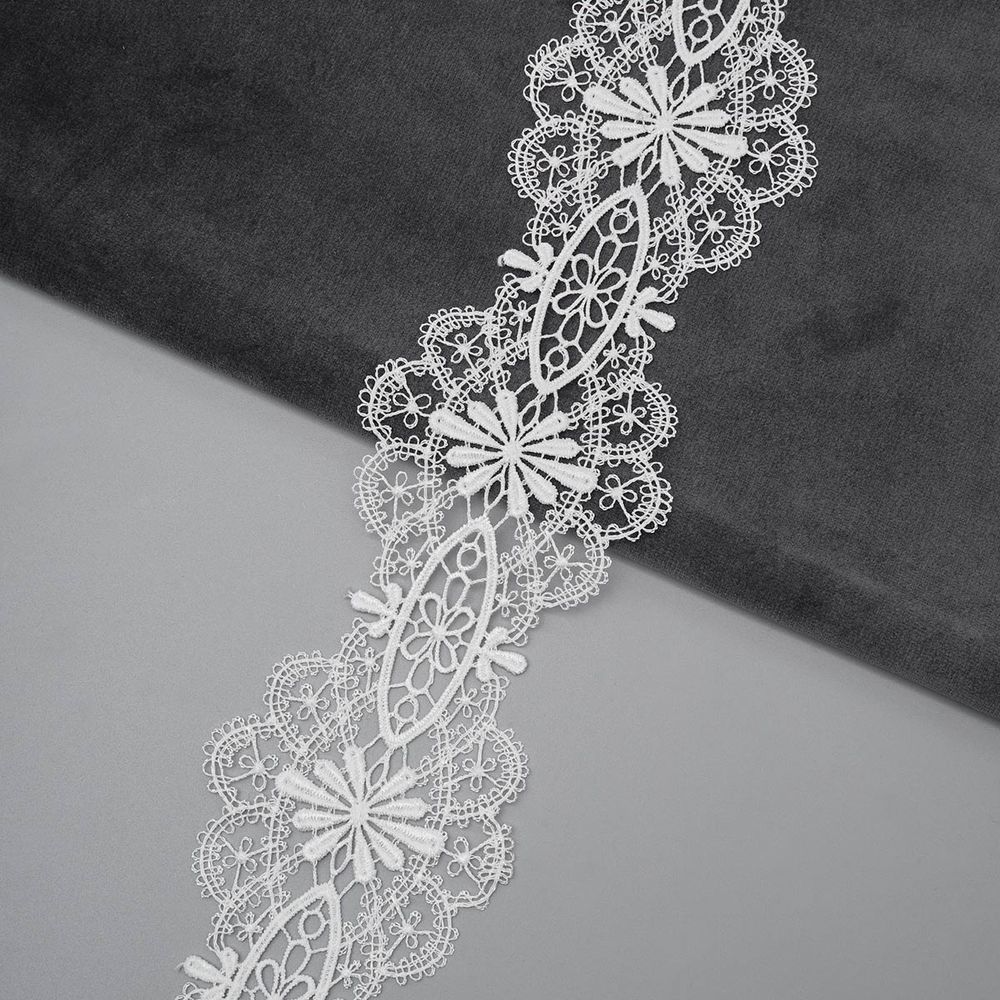 Кружево гипюр (плетёное) 70 мм, / 13.71 метра, белый
