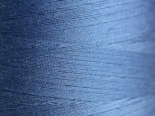 Нитки для машинной стежки Madeira Aeroquilt №40, 2750 м, цв. 8105, 9130B, 1 катушка