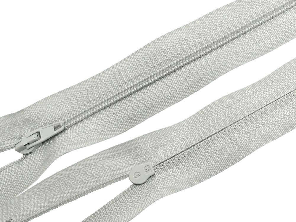 Молния спираль (витая) (цв.SBS) брючная Т3 (3 мм) 1 зам., н/раз., 18 см, автомат, S-831 светло-голубой, уп.100 шт