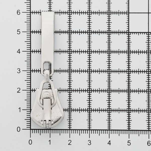 Слайдер (замок) для молнии трактор Arta Т8 (8 мм) никель -F, уп.10 шт