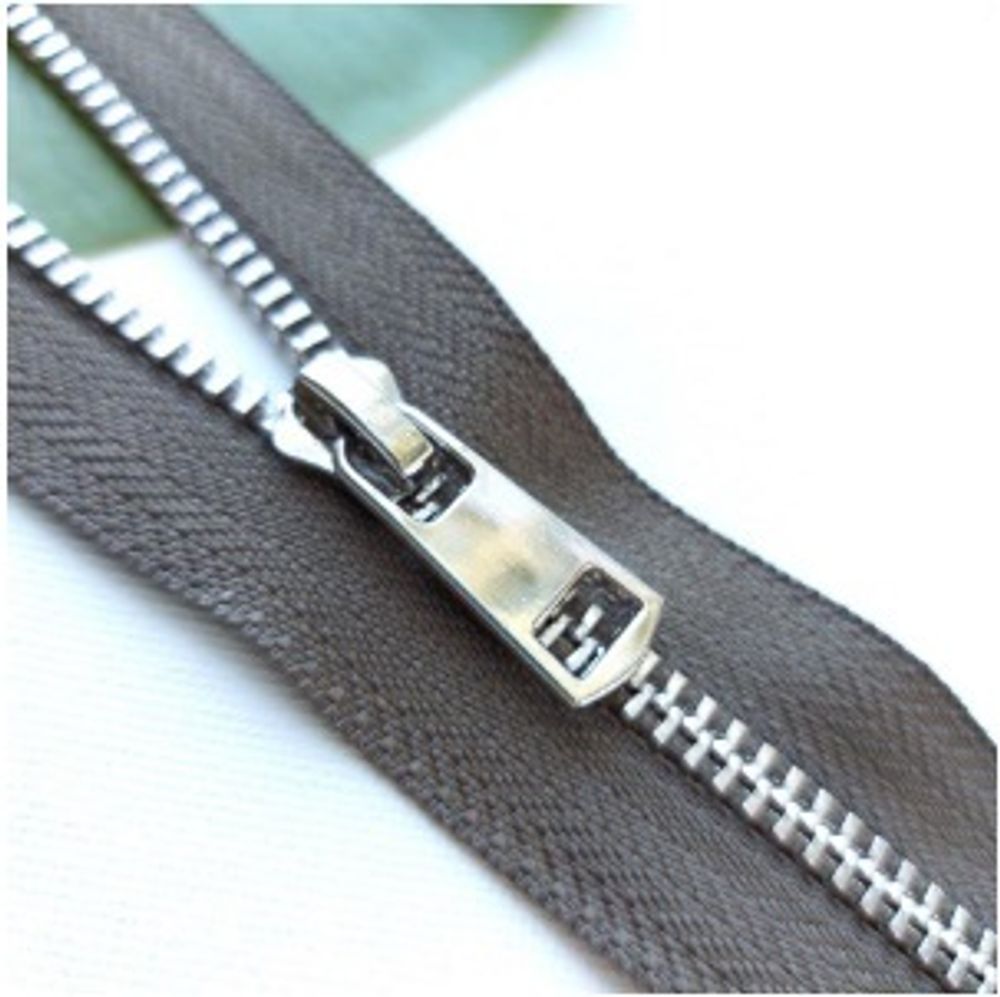 Молния металл Т5 (5 мм) 1 зам., н/раз., 18 см, никель, D565 хаки, MaxZipper Premium, 6 шт