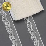 Кружево отделочное в стиле "трикотаж" 30 мм, цв.02 молочный, уп. 27,4 м