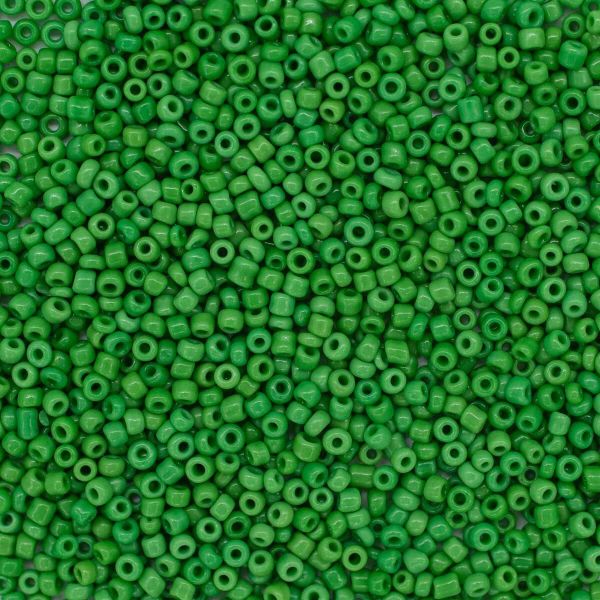 Бисер Astra&Craft 11/0 (2.1 мм), 200 г (10х20 г), цв. 47 св.зеленый/непрозрачный