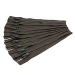 Молния трактор Arta Т6 (6 мм) 1 зам., н/раз., 18 см, цв. 175 т.хаки, уп.10 шт