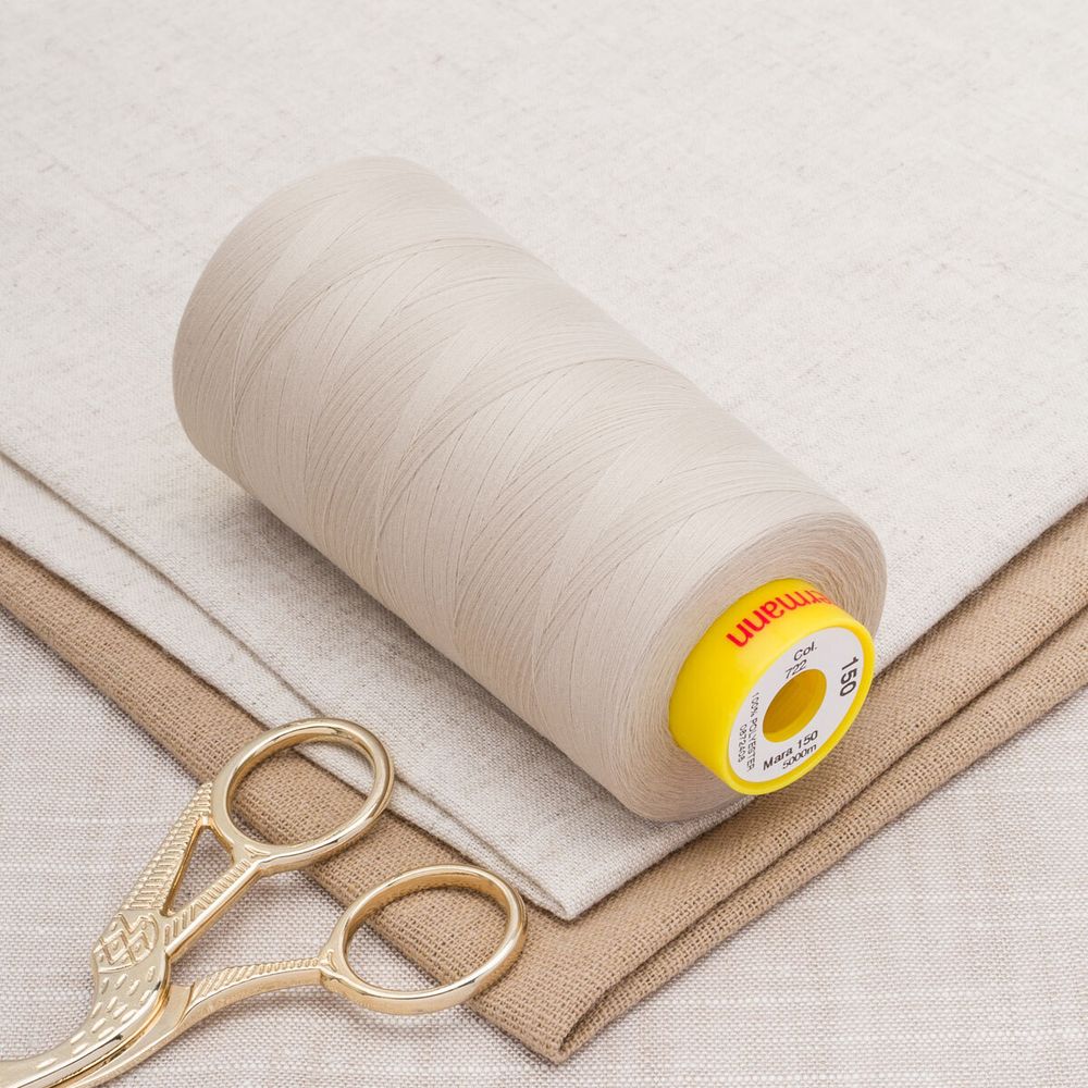Нитка особо тонкая Gutermann Mara №150 (150/2), 5000 м, 713961, цв. 722 светло-бежевый, 1 катушка