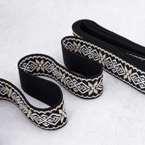 Стропа (ременная лента) 38 мм / 3 метра, [36.33 г/пог.м], с принтом 1-сторонняя, T0735 бежевый/черный, 3Al359