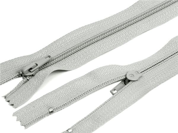 Молния спираль (витая) (цв.SBS) брючная Т4 (4 мм) 1 зам., н/раз., 20 см, автомат, S-831 св.голубой, 100 шт