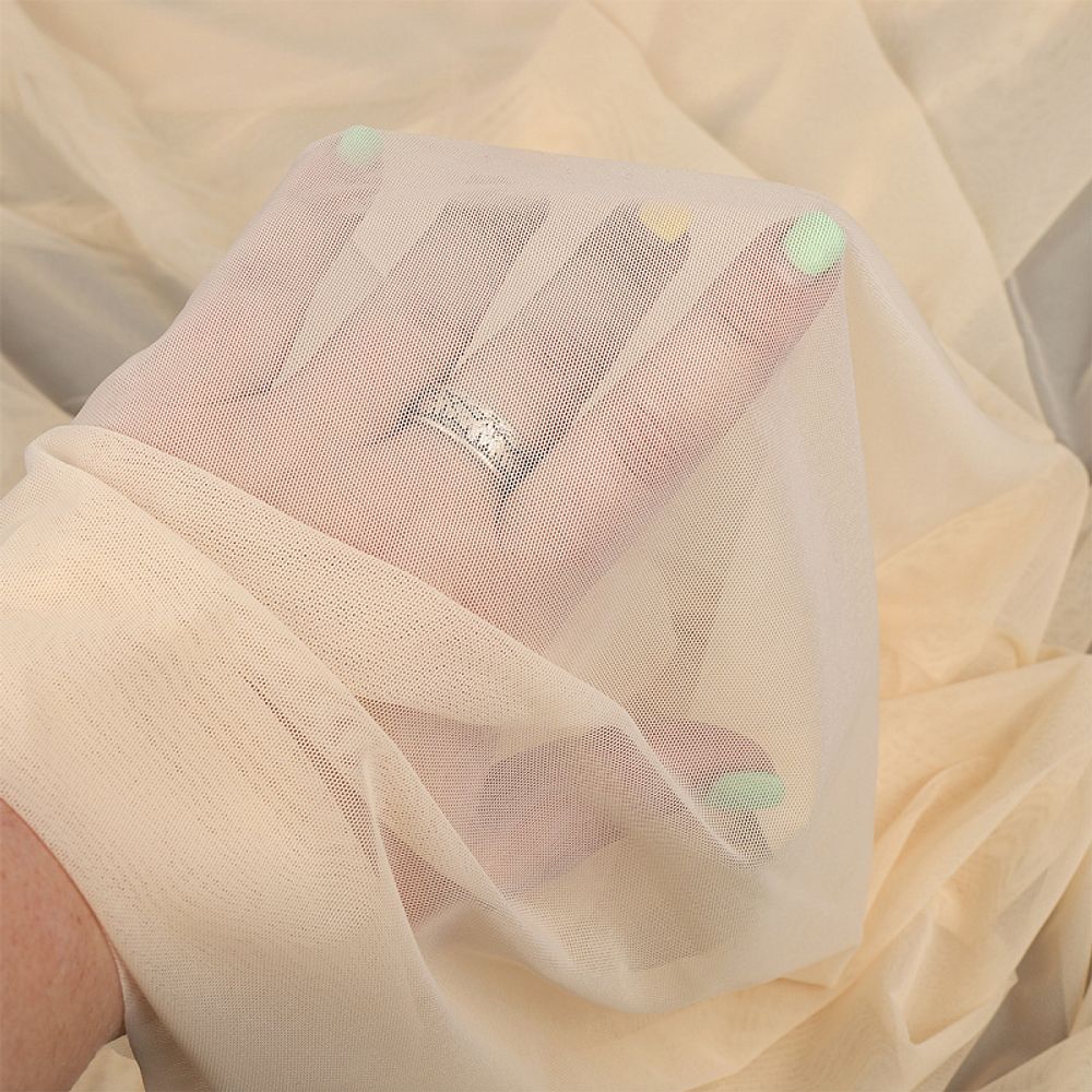 Сетка бельевая эластичная 51 г/м², шир.150 см / 3 метра, KN067 бежевый /03128209.067.3/