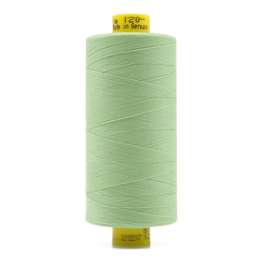 Нитка универсальная Gutermann Mara 120/2, 1000 м, 700207, 152 бл.салатовый, 1 катушка