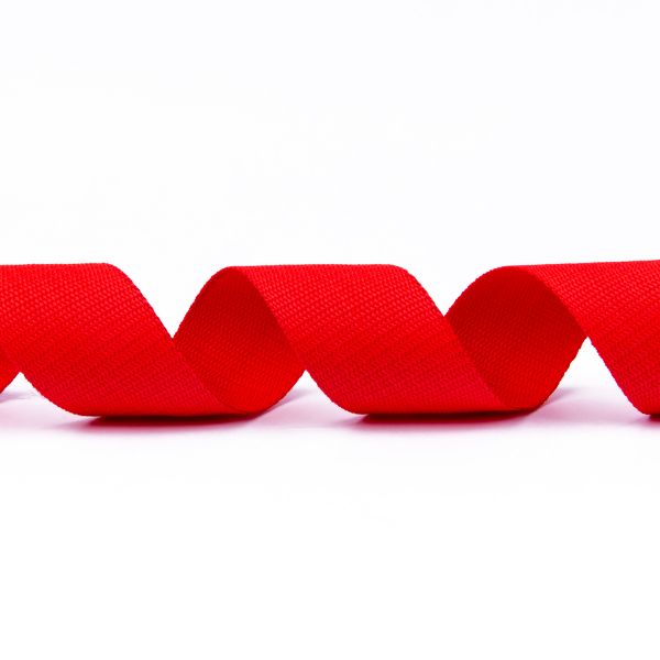 Стропа (ременная лента) 50 мм / 30 метров, толщ. 1.1 мм, [28 г/пог.м], 100% п/п, красный, Gamma 3077