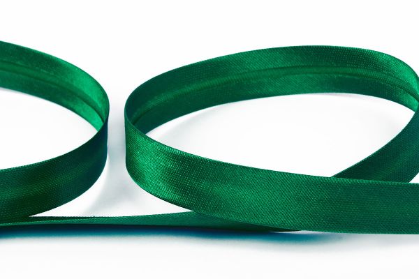 Косая бейка атласная 12 мм / 132±1 метра, 063 зеленый, Gamma GK-12P