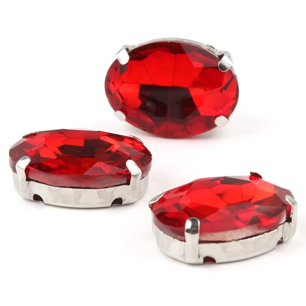 Хрустальные стразы в цапах овальной формы, красный 13х18 мм, 3 шт., ОЦ005НН1318