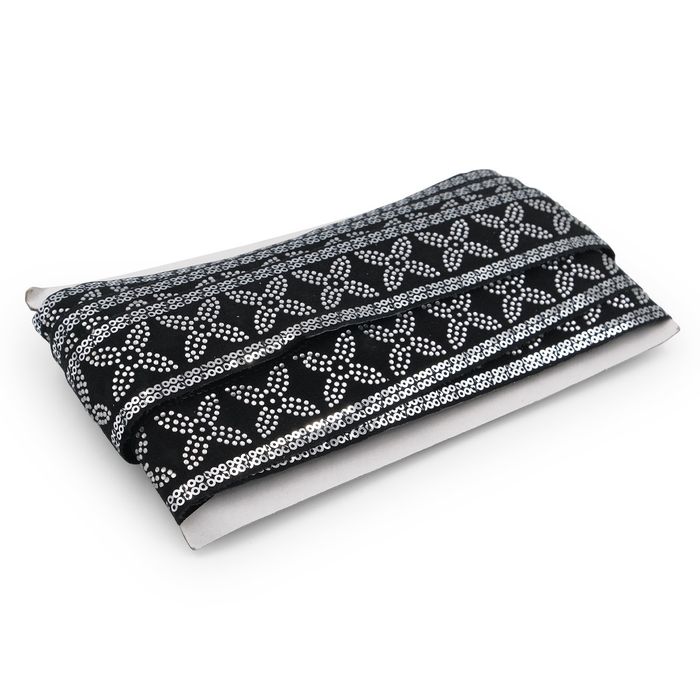 Тесьма с пайетками