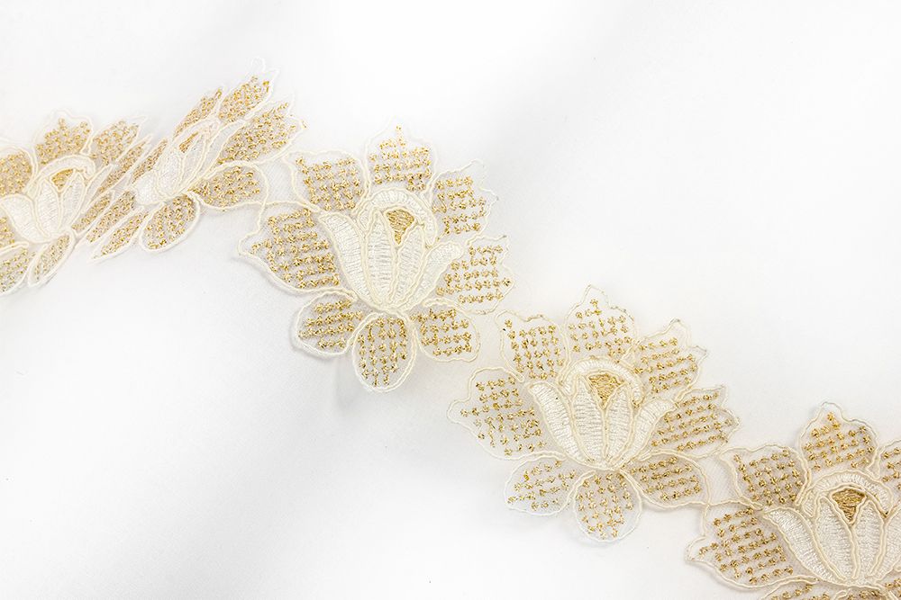 Кружево на сетке 85 мм / 11 м, кремовый, Gamma GFLM-24089