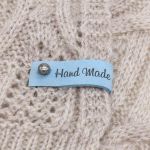 Бирка кожаная с кнопкой Hand Made 1,3х7см, уп.4 шт (голубой)