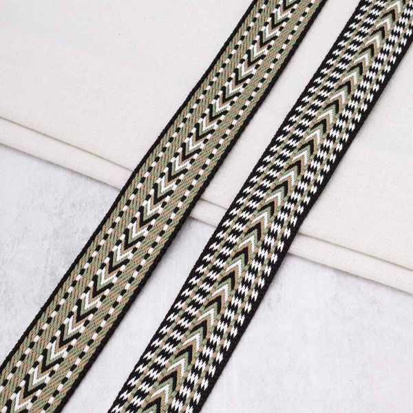 Стропа (ременная лента) 38 мм / 45.72 метра, [35.87 г/пог.м], с принтом, T0336 хаки/белый/черный, 3Al362