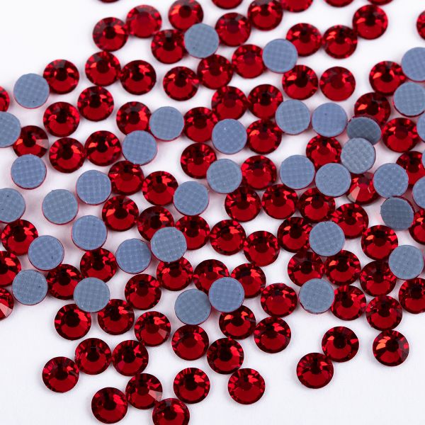 Стразы клеевые акрил 3-3.2 мм, 1х144 шт, SS12 033 красный (siam), Zlatka RS/144