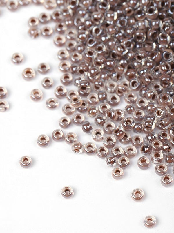 Бисер Preciosa 10/0 (2.3 мм), 50 г, CTC цв. 38618/331-19001
