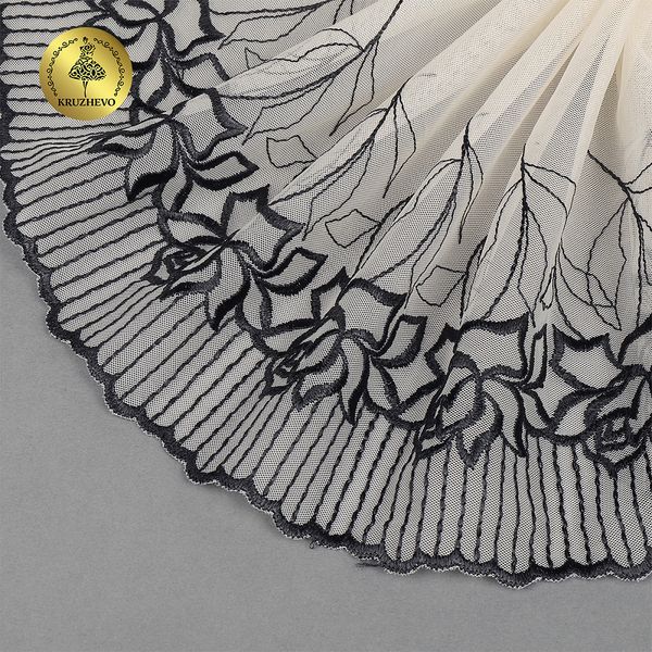 Кружево на сетке (вышитое) арт.T100 220мм цв.телесный+черный, левая уп.4,3м, Kruzhevo