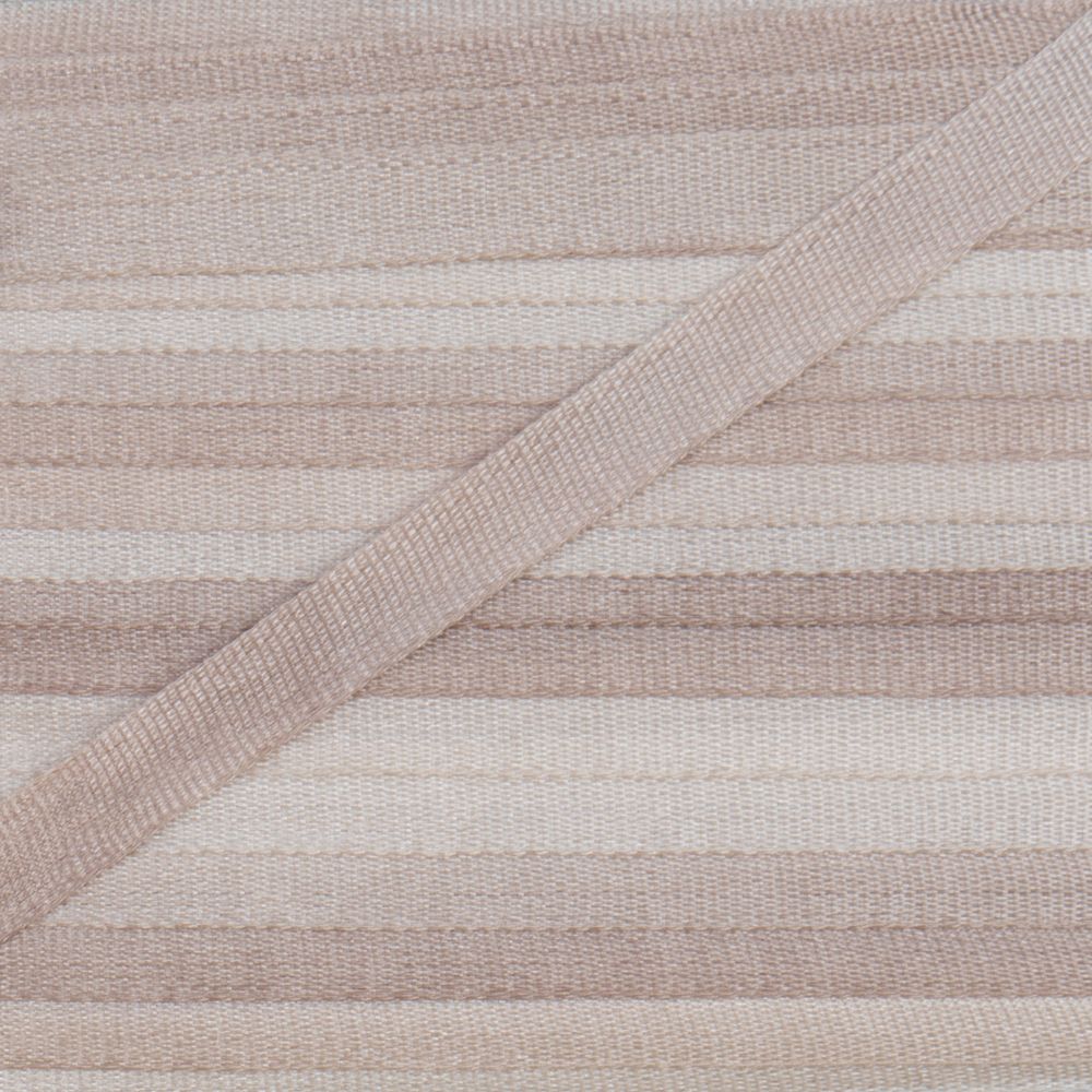 Лента (тесьма) шелковая 4.0 мм / 9.1±0.5 метров, M027 бежевый/св.св.бежевый, Gamma SRM-4