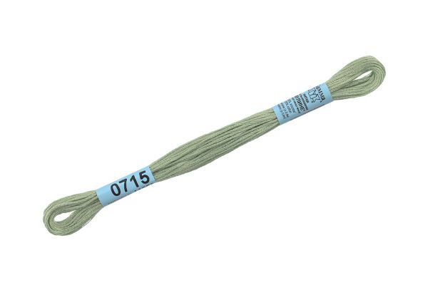 Мулине Gamma 100% хлопок, цв.0715 св.зеленый, 24 мотка по 8 метров