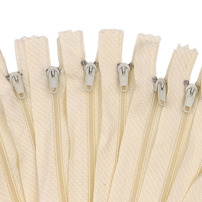 Молния спираль (витая) Т3 (3 мм) 1 зам., н/раз., 40 см, п/автомат, 122 молочный, 10 шт