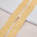 Лента (тесьма) жаккардовая 32.0 мм / 25±1 метров, с метанитом рис. 9819, желтый/золото, С3104Г17