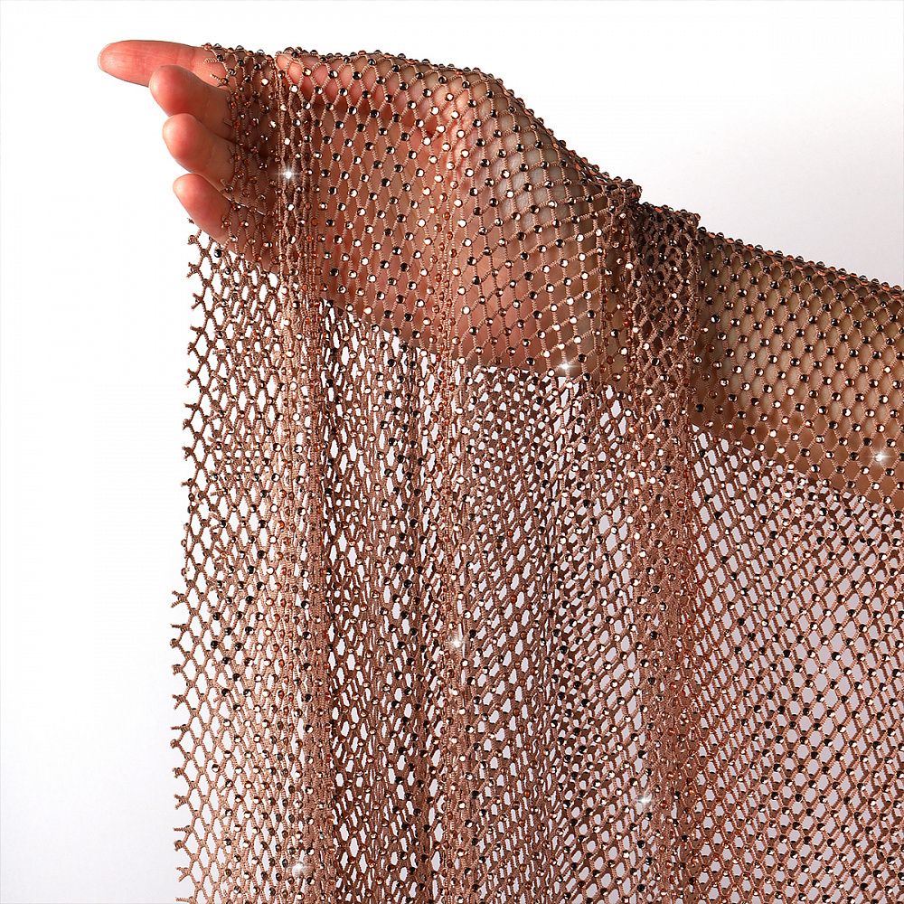 Сетка бельевая со стразами 100 г/м², шир.140 см / 13.71 метра, 2025 цв.68 бежевый /2025.68/