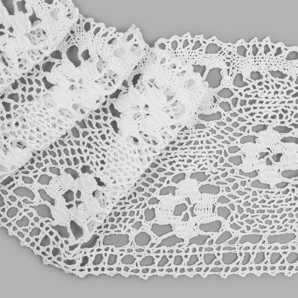 Кружево вязаное (тесьма) 125 мм / 25 метров, рис125.01.038 белый