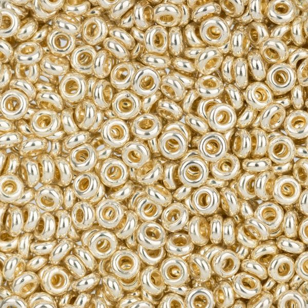 Бисер Toho 8/0 Demi 5 (3 мм), 500 г, PF0558 серебряный