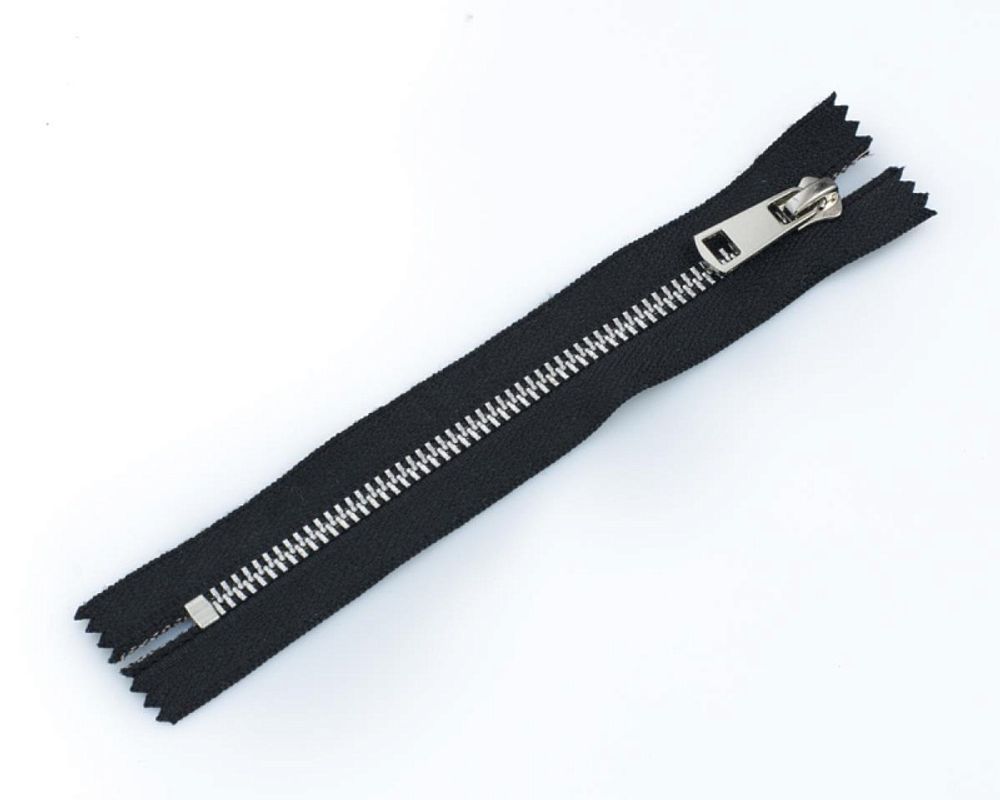 Молния металл Т5 (5 мм) 1 зам., н/раз., 18 см, никель, цв.D580 черный, MaxZipper Premium, 1 шт, 974702 /TOS/