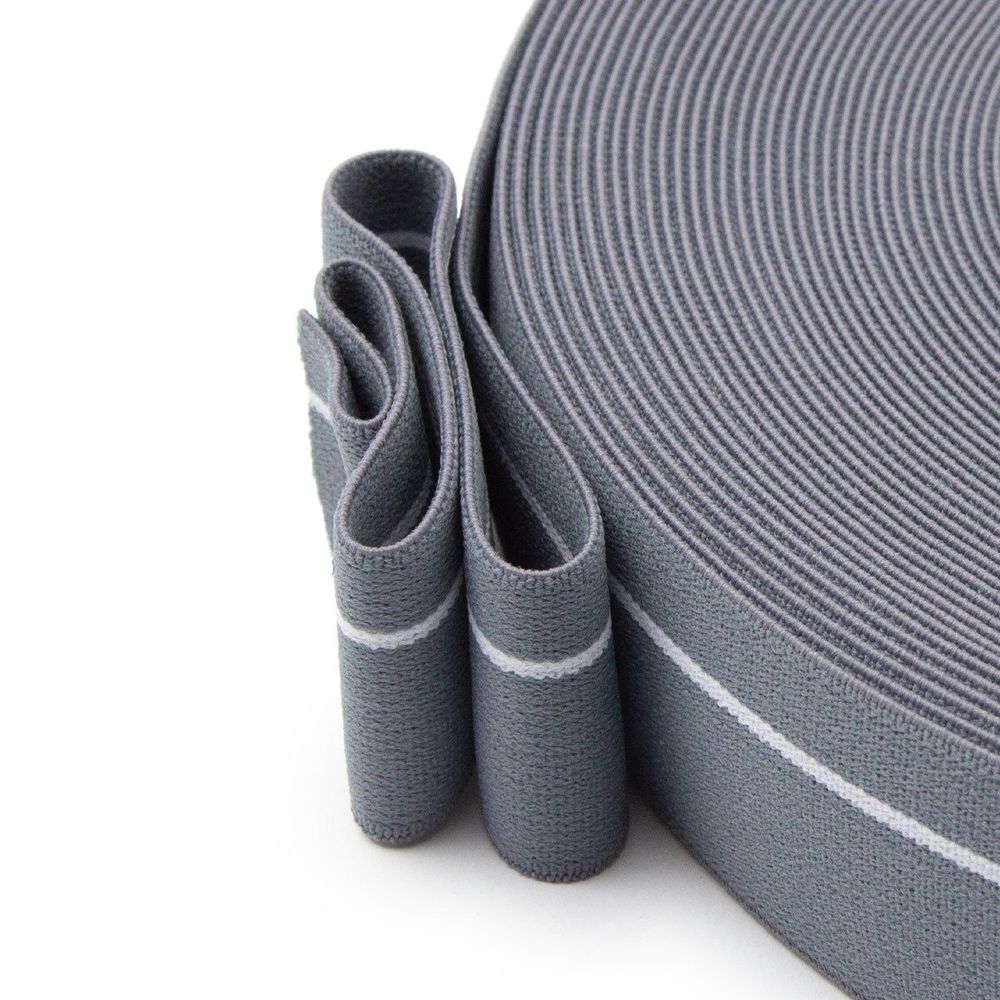 Резинка для мужских трусов и боксеров 30.0 мм / 25 метров, мягкая тканая 21 г/м, эластичность 150%, св.серый/белый полоса