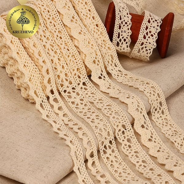 Набор вязаного кружева Kruzhevo №4 цв.молочный (6 дизайнов по 2м)
