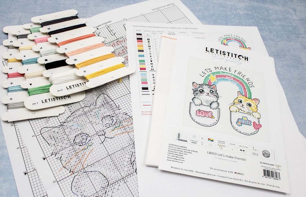 Набор для вышивания нитками LetiStitch, Давайте дружить! 14х16 см