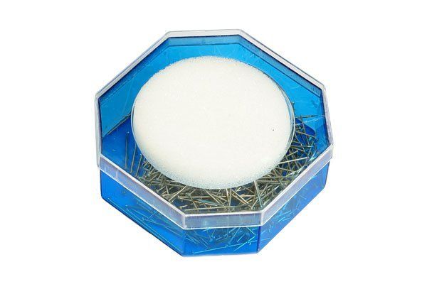 Булавки портновские 0,65х34 мм, цв. никель в коробке с игольницей 250 шт