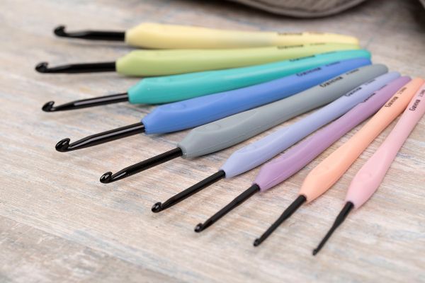 Крючок для вязания с прорезиненной ручкой ⌀4.5 мм, 16 см, алюминий, Gamma RH-BL