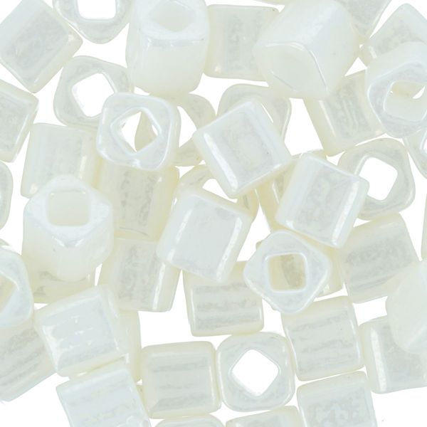 Бисер Toho Cube 4 мм, 25 г (5х5 г), 0122 молочный/Перламутр