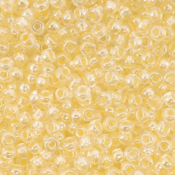 Бисер Preciosa прозрачный с перламутр. цвет.центром, круг.отв., 500г, (382PY)331-19001/10/0