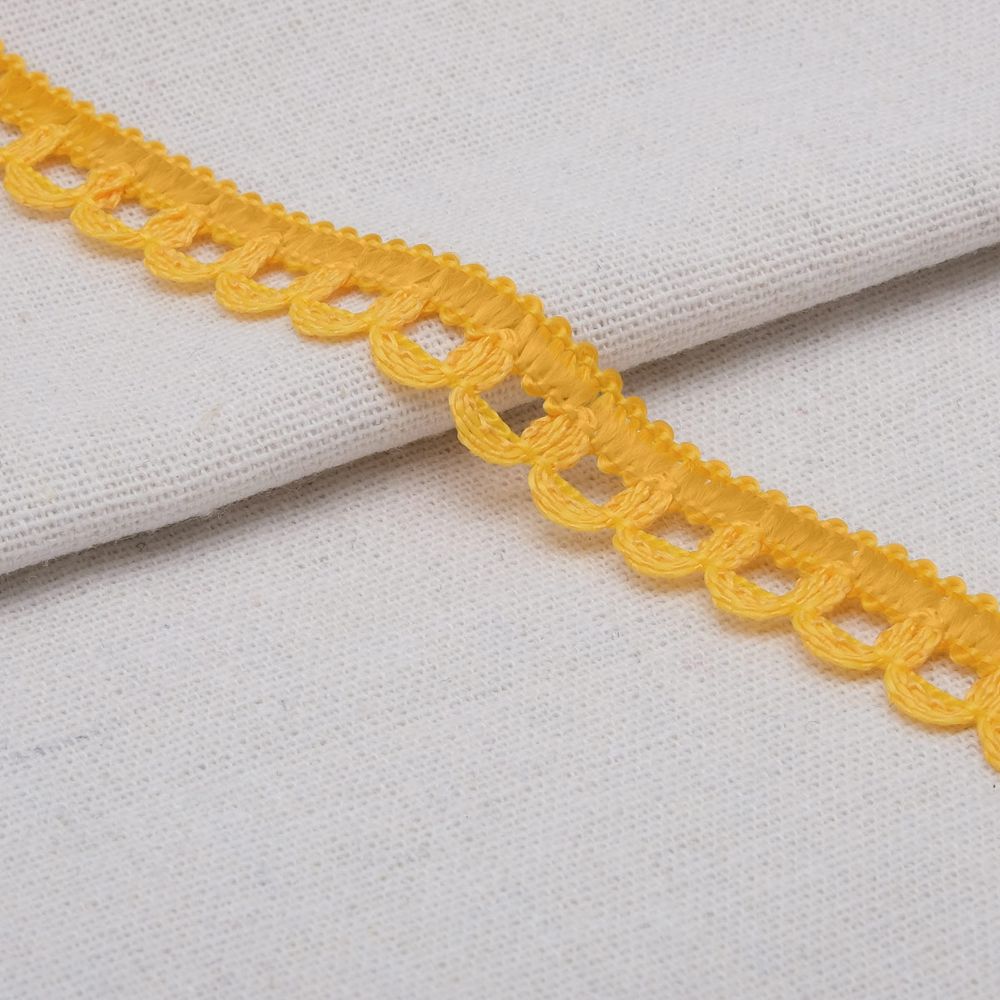 Кружево вязаное (тесьма) 10 мм / 25 метров, рис.9441 (желтый) С3805Г17