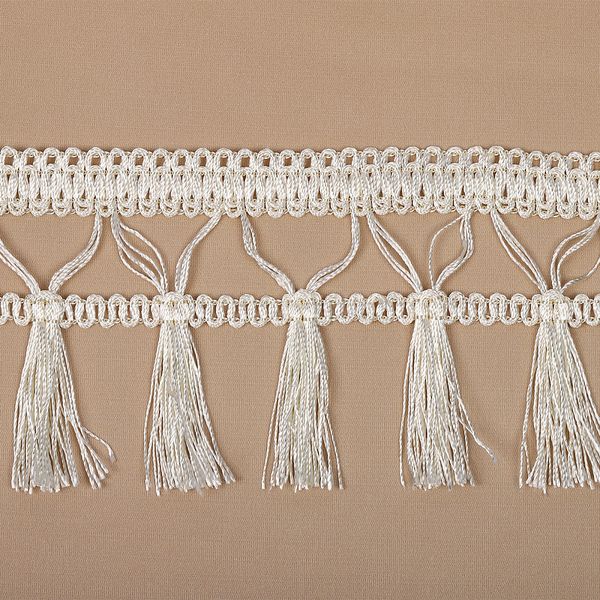 Бахрома отделочная 70.0 мм / 10 метров, 6154-0419, с кисточками, цв.6343 молочный