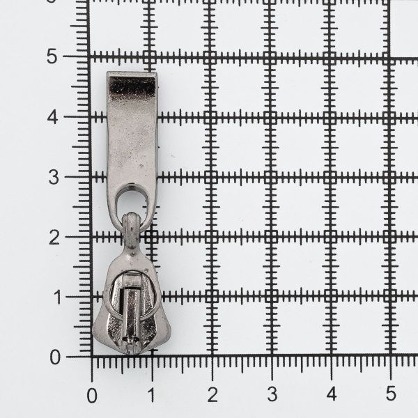 Слайдер (замок) для молнии трактор Arta Т6 (6 мм), черн. никель -F, уп.10 шт, S090325