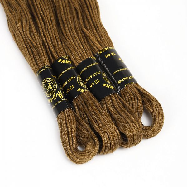 Мулине ПНК им.Кирова цв.5204 хаки, 24 мотка по 8 метров