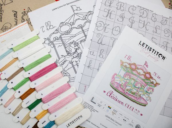 Набор для вышивания нитками LetiStitch, Детская карусель, 16,5х15,5 см